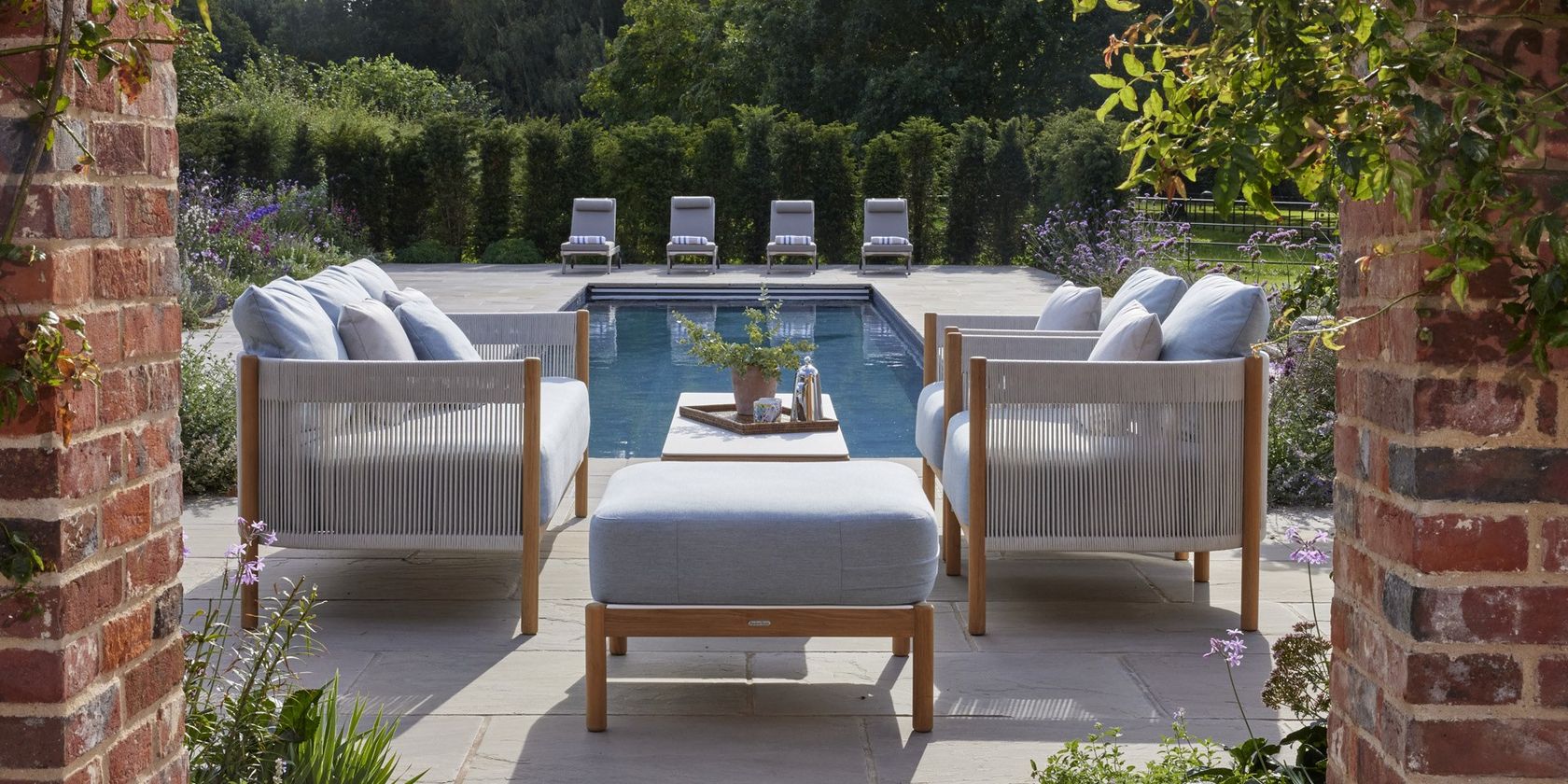 Barlow Tyrie Cocoon collection (Lounge)