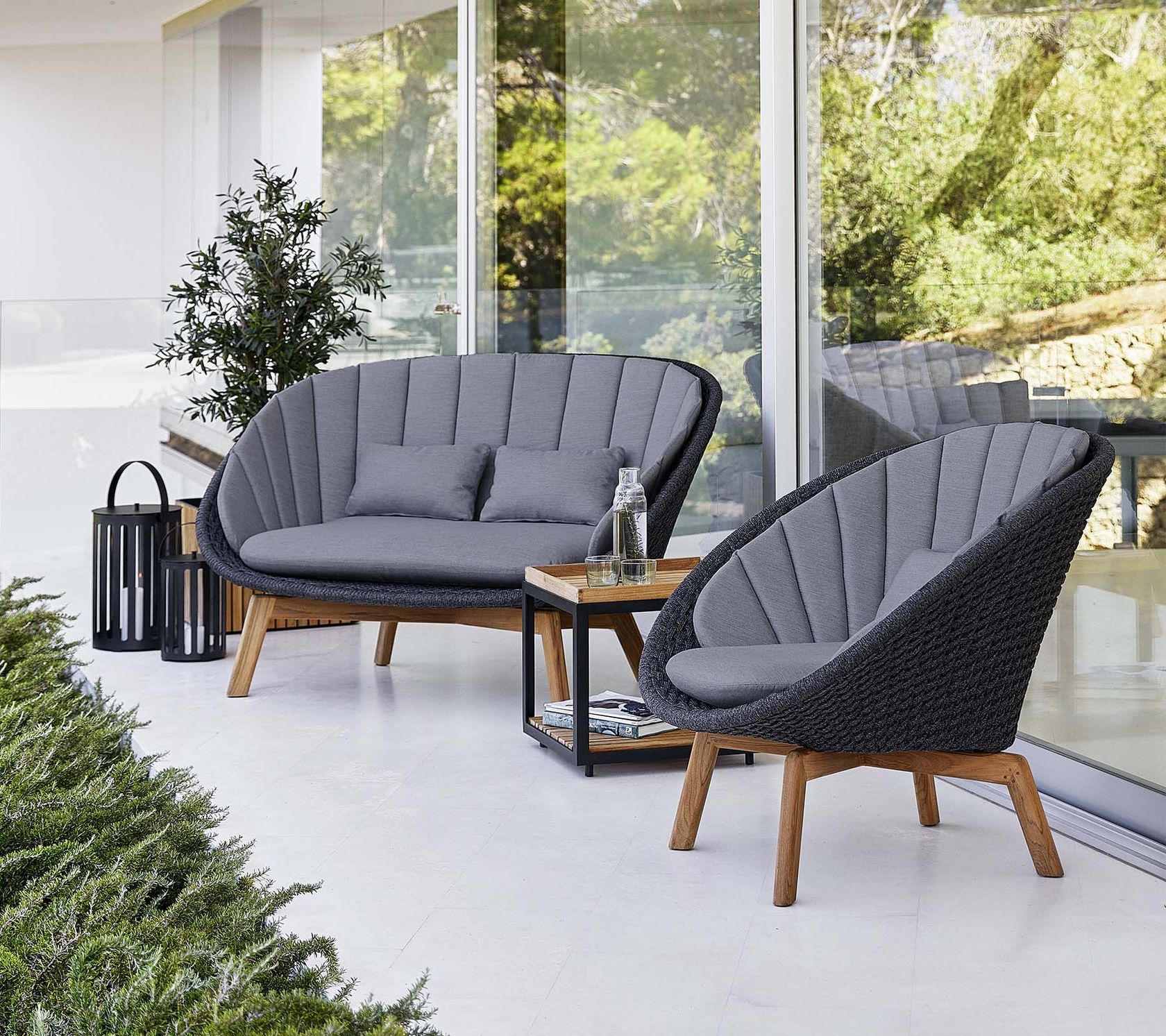 Cane-line Peacock collection (Lounge chair)