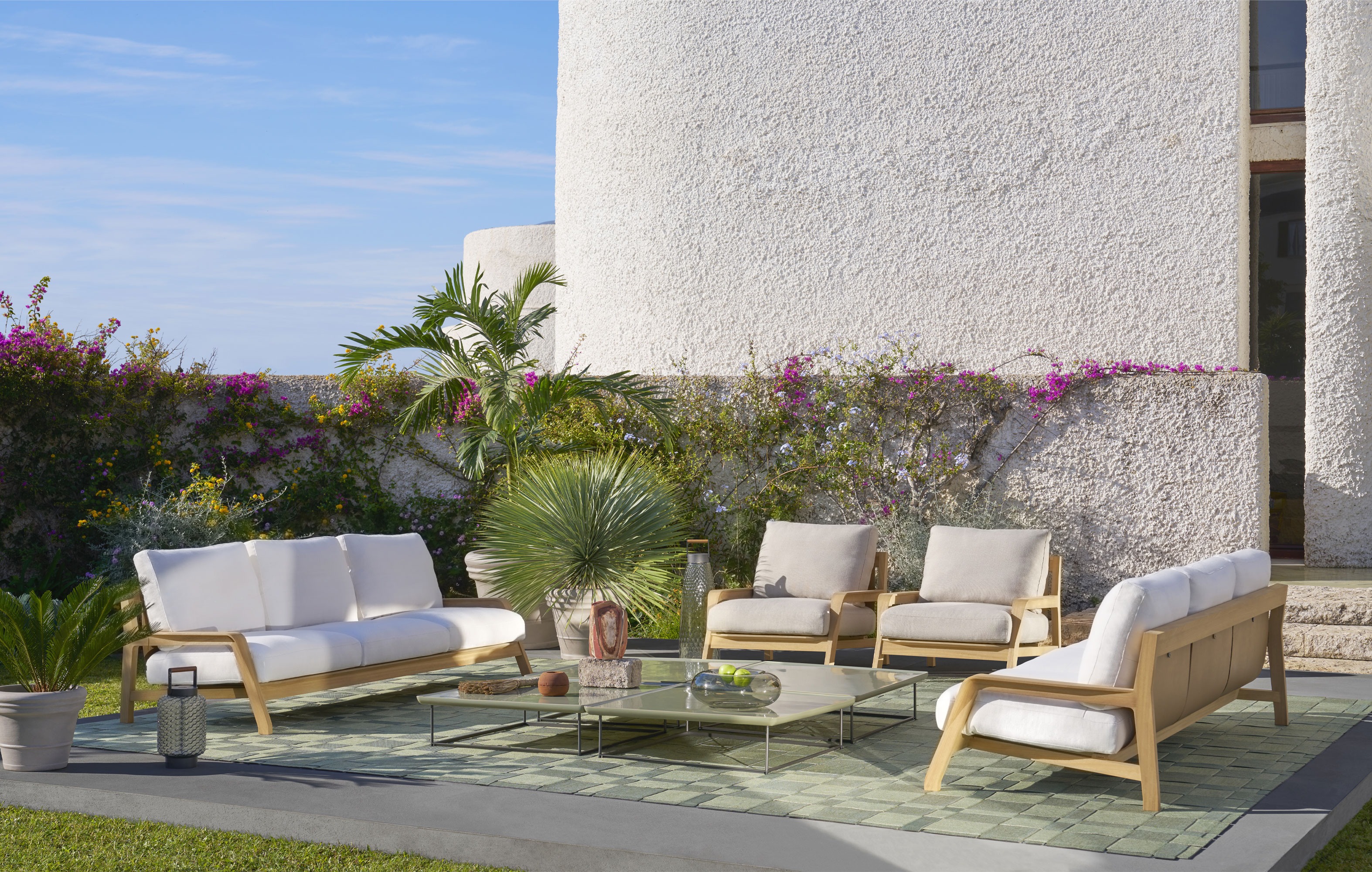 A Cassina interior setting