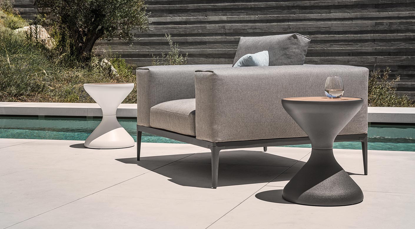 Gloster Bells collection (Side tables)