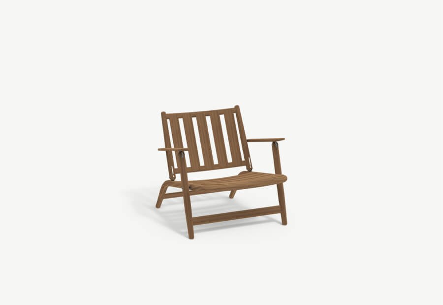 Roda Levante outdoor seating and dining tables in teak slats and stainless steel
